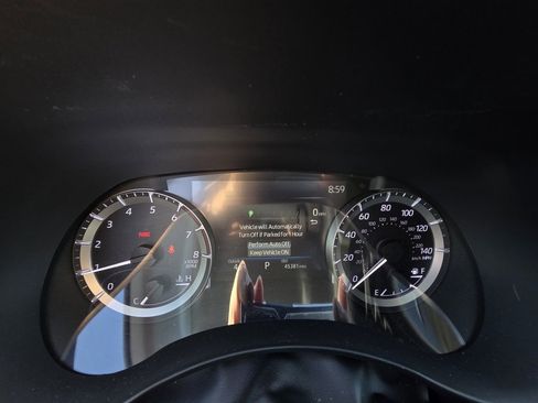 Used 2024 Toyota Highlander XLE image 15