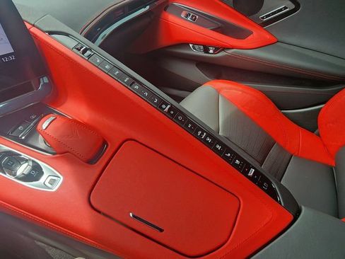 Used 2023 Chevrolet Corvette Stingray Preferred Cpe w/ Z51 Performance Package RWD image 36