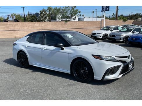 Used 2021 Toyota Camry XSE w/ Carpet Mat Package (TMS) image 7