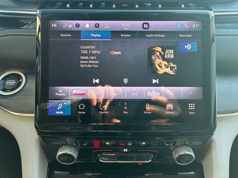 Used 2023 Jeep Grand Cherokee Overland w/ Advanced Protech Group III image 13