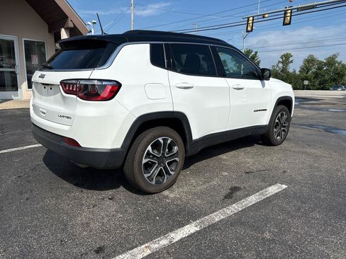 Used 2022 Jeep Compass Limited AWD/4WD image 5