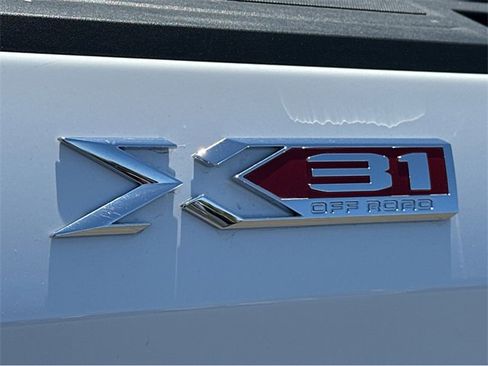 New 2026 GMC Sierra 1500 Elevation w/ Elevation Premium Package image 9