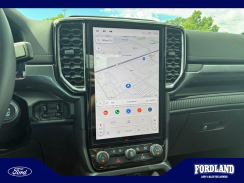 Used 2024 Ford Ranger Lariat w/ FX4 Off-Road Package AWD/4WD image 27