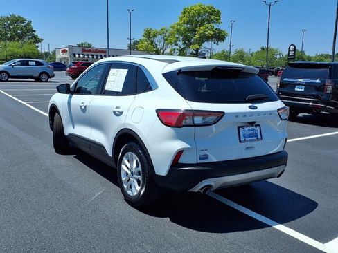 Certified 2022 Ford Escape SE FWD image 3