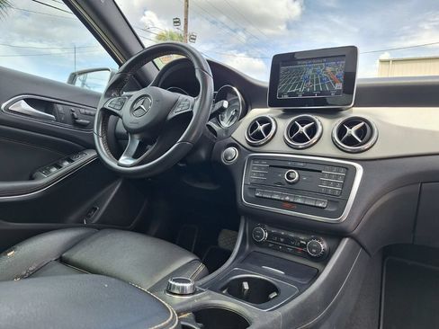 Used 2017 Mercedes-Benz GLA 250 image 28