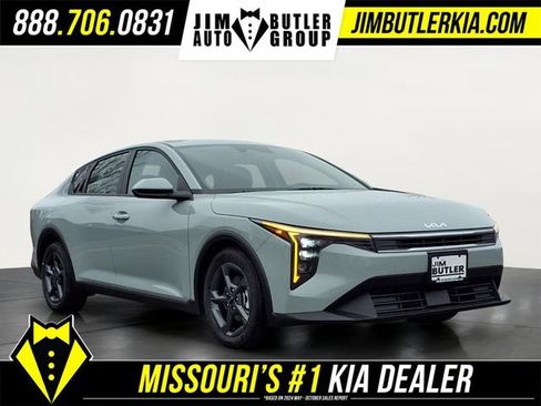 New 2026 Kia K4 LXS image 24