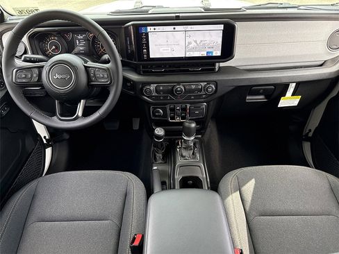 New 2025 Jeep Gladiator Sport image 6