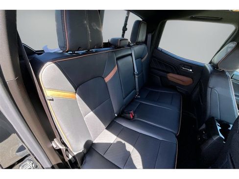 New 2026 GMC Canyon AT4 w/ Technology Plus Package AWD/4WD image 9