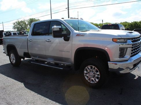 Used 2020 Chevrolet Silverado 2500 LTZ w/ LTZ Convenience Package AWD/4WD image 8