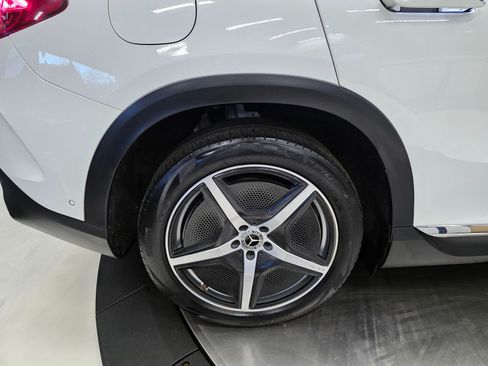 Used 2023 Mercedes-Benz EQE 500 4MATIC SUV w/ Exclusive Trim Package image 52