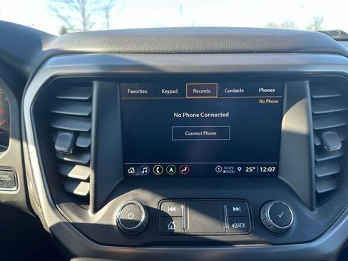 Used 2023 GMC Acadia AT4 image 24