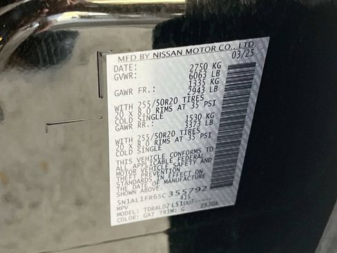 Used 2025 INFINITI QX60 Luxe FWD image 34