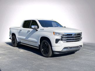 Used 2024 Chevrolet Silverado 1500 High Country w/ Technology Package AWD/4WD video 2