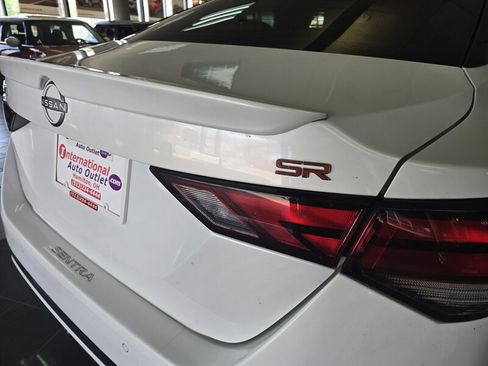 Used 2025 Nissan Sentra SR FWD image 26