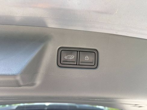Used 2026 Hyundai Santa Fe SEL FWD image 19