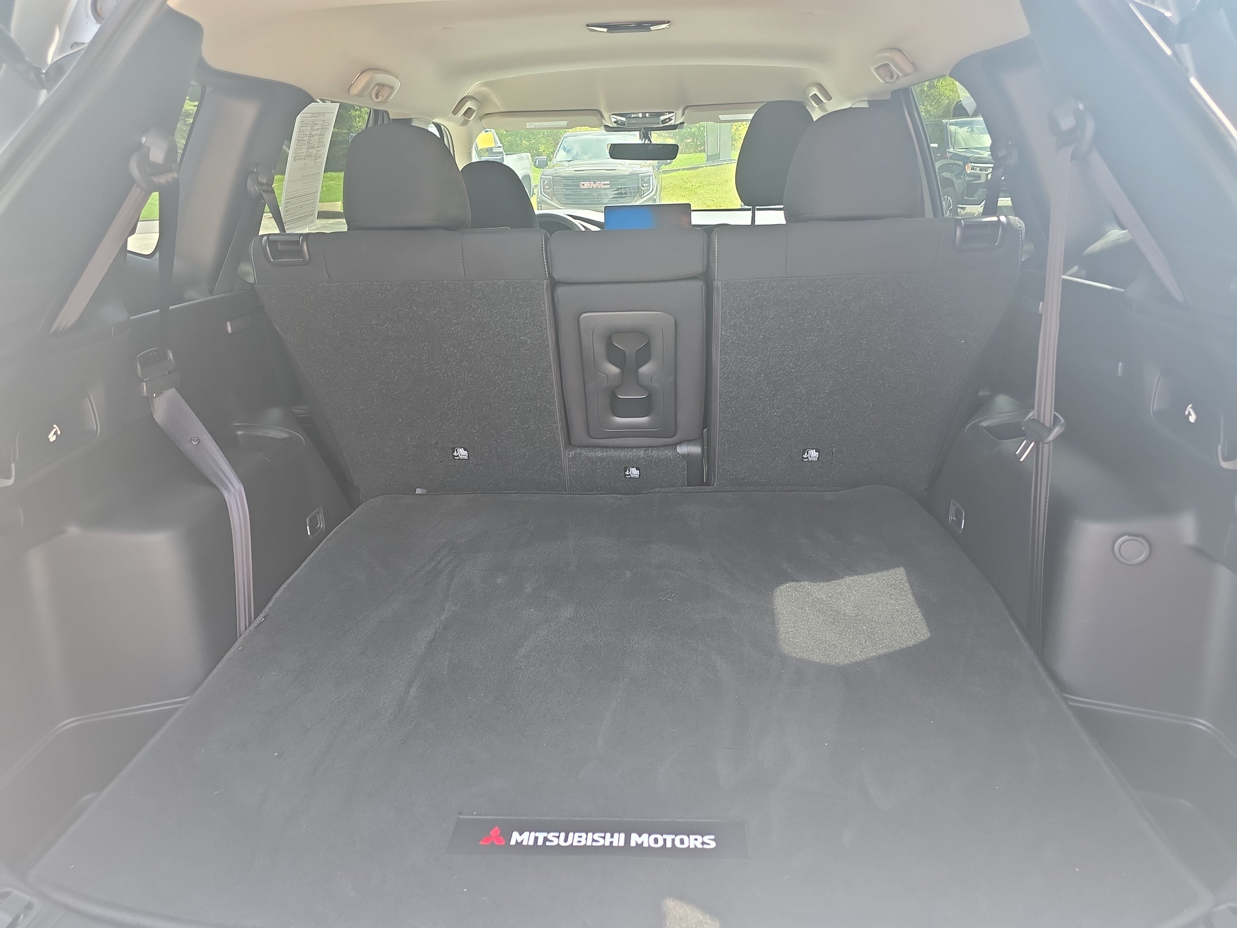 Used 2025 Mitsubishi Outlander ES AWD/4WD image 22