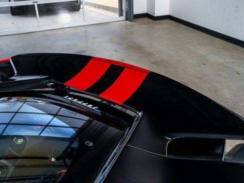 Used 2020 Ferrari 488 Pista Coupe image 23