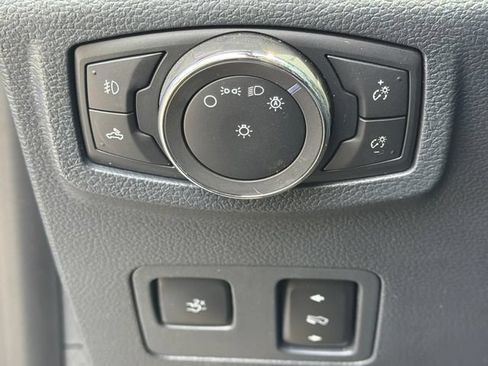 Used 2022 Ford F250 Lariat w/ Lariat Ultimate Package AWD/4WD image 34