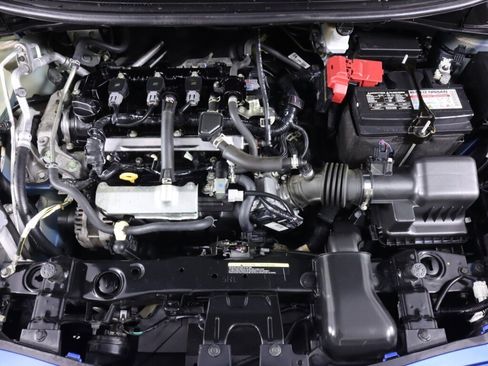 Used 2021 Nissan Versa SV FWD image 40