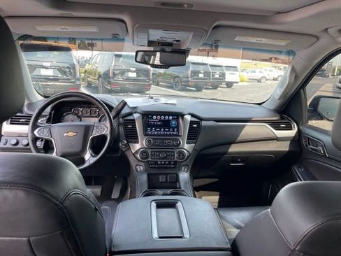 Used 2018 Chevrolet Suburban LT AWD/4WD image 13