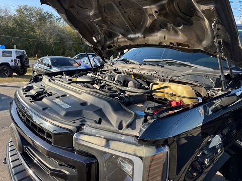 Used 2020 Ford F350 Lariat image 27