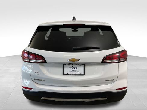 Used 2023 Chevrolet Equinox LT AWD/4WD image 8