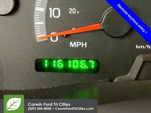 Used 2002 Ford F150 Lariat image 2