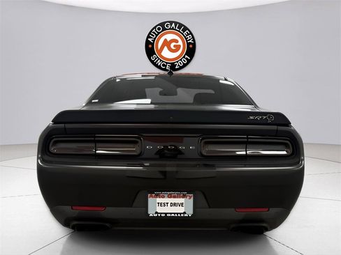 Used 2019 Dodge Challenger SRT Hellcat image 5