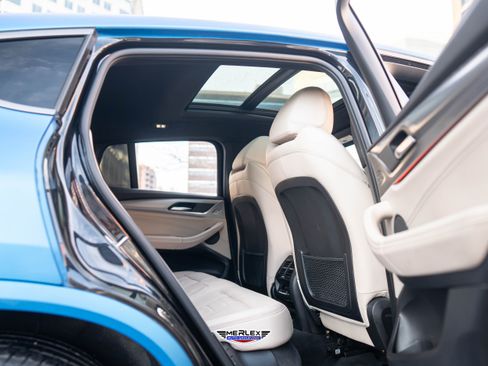 Used 2022 BMW X4 M40i w/ Premium Package image 15