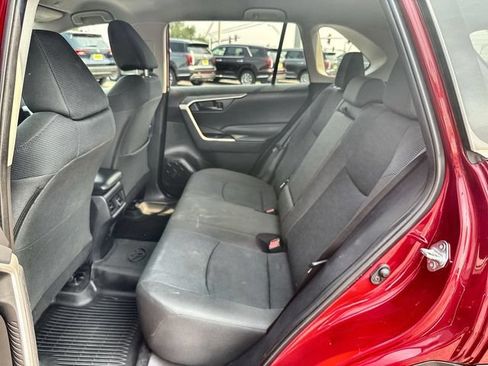 Used 2025 Toyota RAV4 LE AWD/4WD image 21