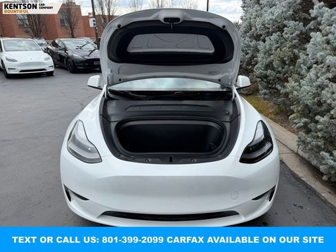 Used 2024 Tesla Model Y Long Range image 34