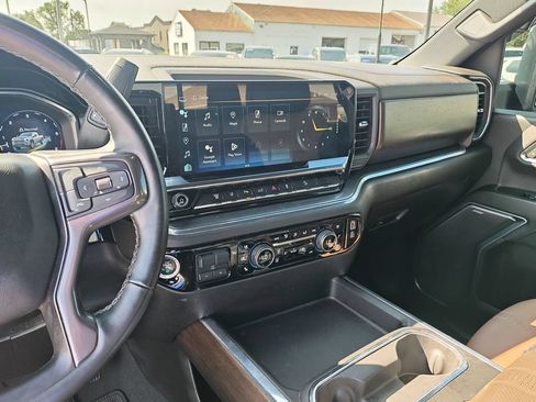 Used 2024 Chevrolet Silverado 3500 High Country w/ High Country Premium Package AWD/4WD image 20
