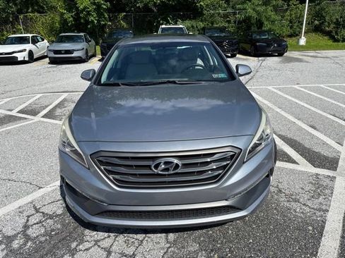 Used 2016 Hyundai Sonata Sport w/ Option Group 1V FWD image 2