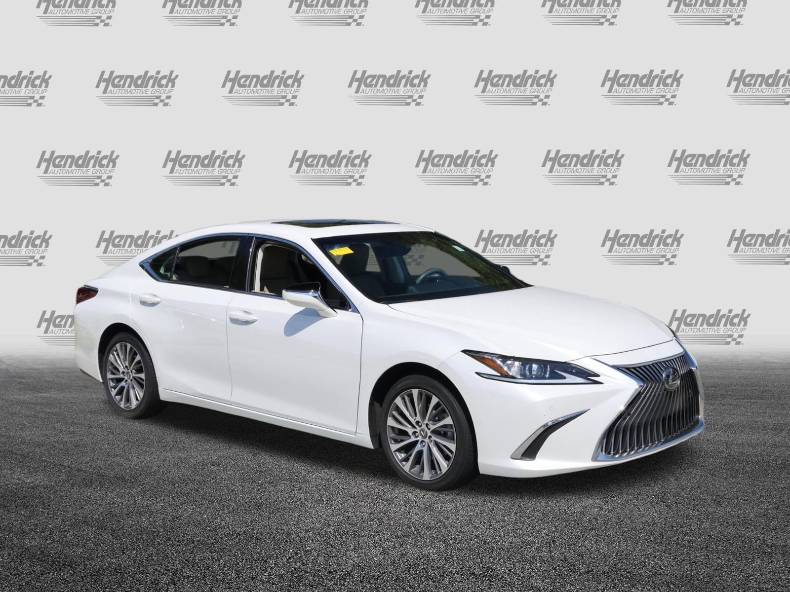 Used 2021 Lexus ES 350 w/ Premium Package FWD image 2