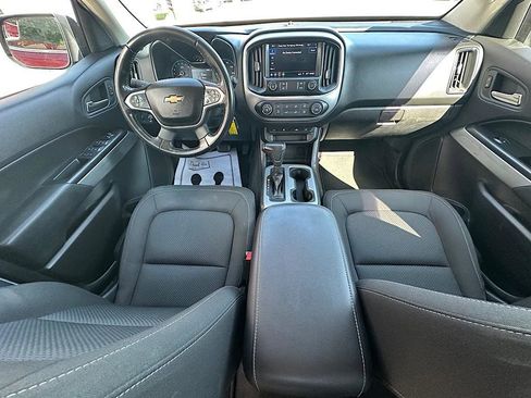 Used 2019 Chevrolet Colorado LT w/ LT Convenience Package AWD/4WD image 16