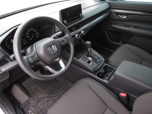 Used 2025 Honda CR-V EX image 16