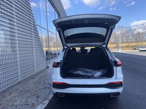 New 2025 Audi Q5 Prestige image 16