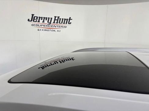 Used 2024 Hyundai Palisade SEL w/ Premium Package AWD/4WD image 8