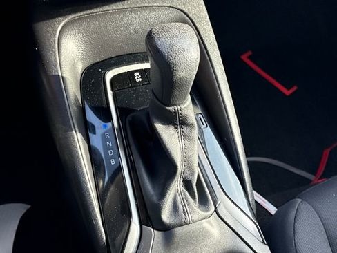 Used 2024 Toyota Corolla LE image 22