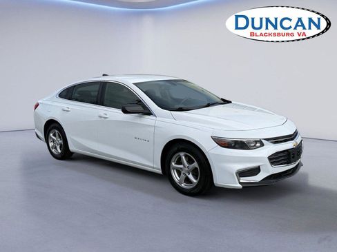 Used 2016 Chevrolet Malibu LS image 1