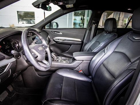 Used 2019 Cadillac XT4 Premium Luxury image 25