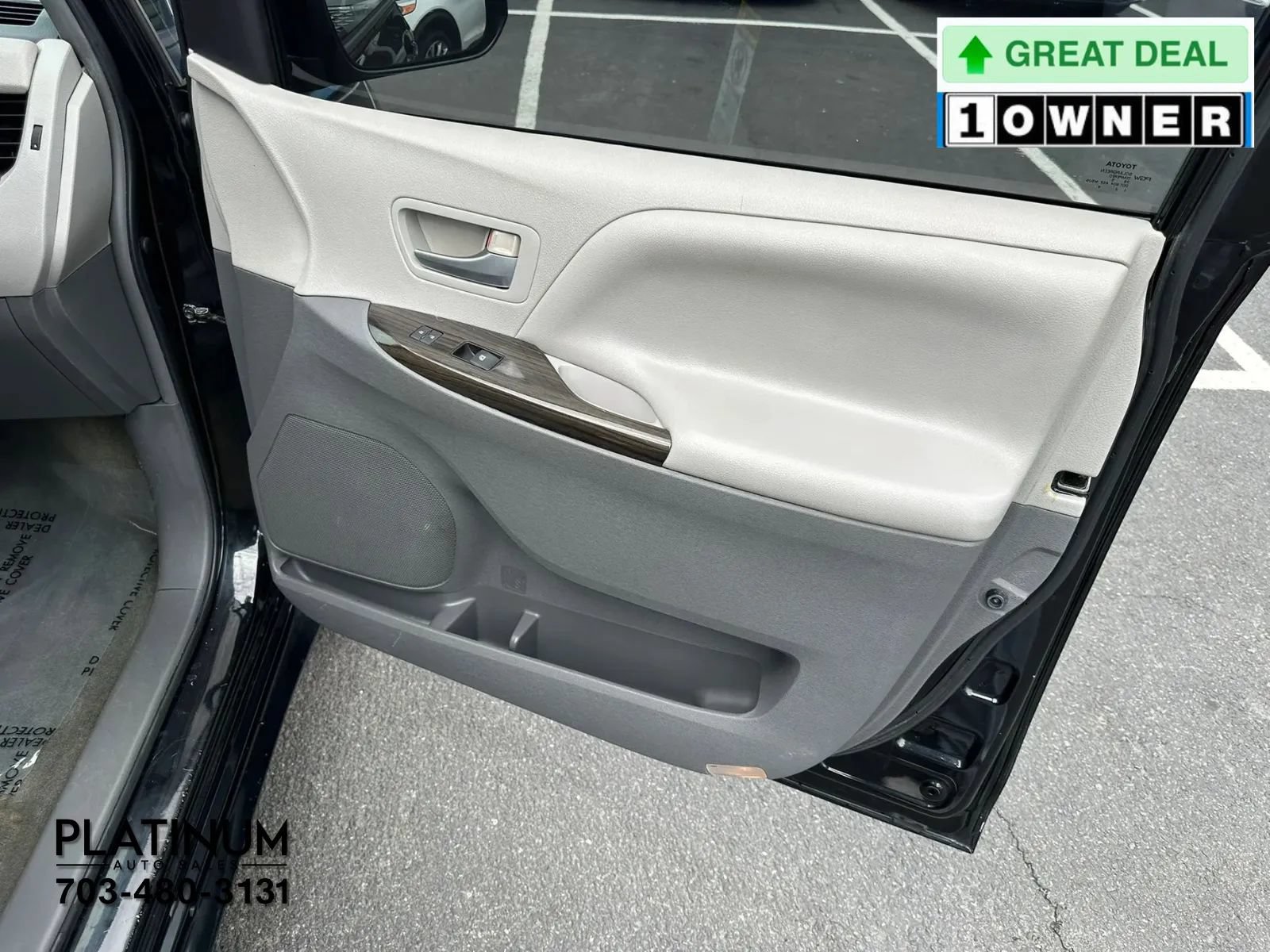 Used 2015 Toyota Sienna XLE Premium FWD image 20