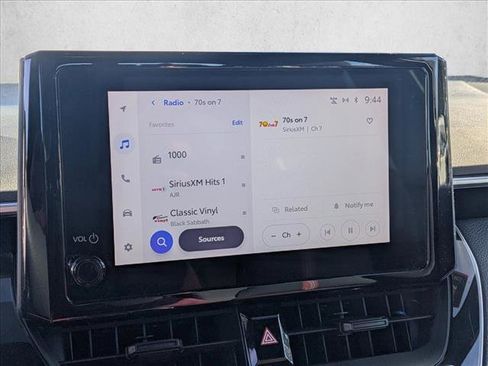 Used 2024 Toyota Corolla SE image 12