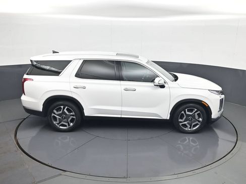 Certified 2024 Hyundai Palisade SEL FWD image 18
