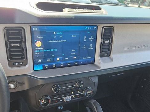 Used 2024 Ford Bronco Outer Banks image 20