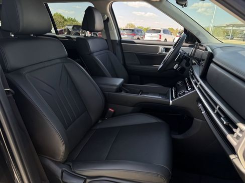 Used 2025 Hyundai Santa Fe SEL image 26