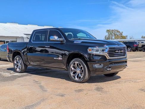 Used 2020 RAM 1500 Limited image 2