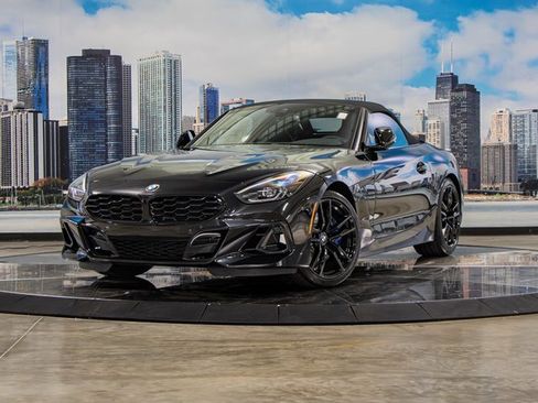New 2026 BMW Z4 M40i w/ Shadowloine Package image 4