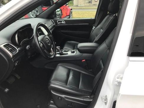 Certified 2020 Jeep Grand Cherokee Limited AWD/4WD image 18