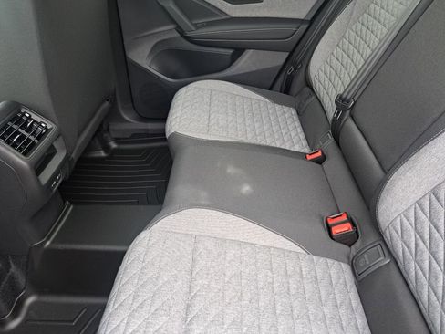 New 2026 Volkswagen Tiguan S image 21